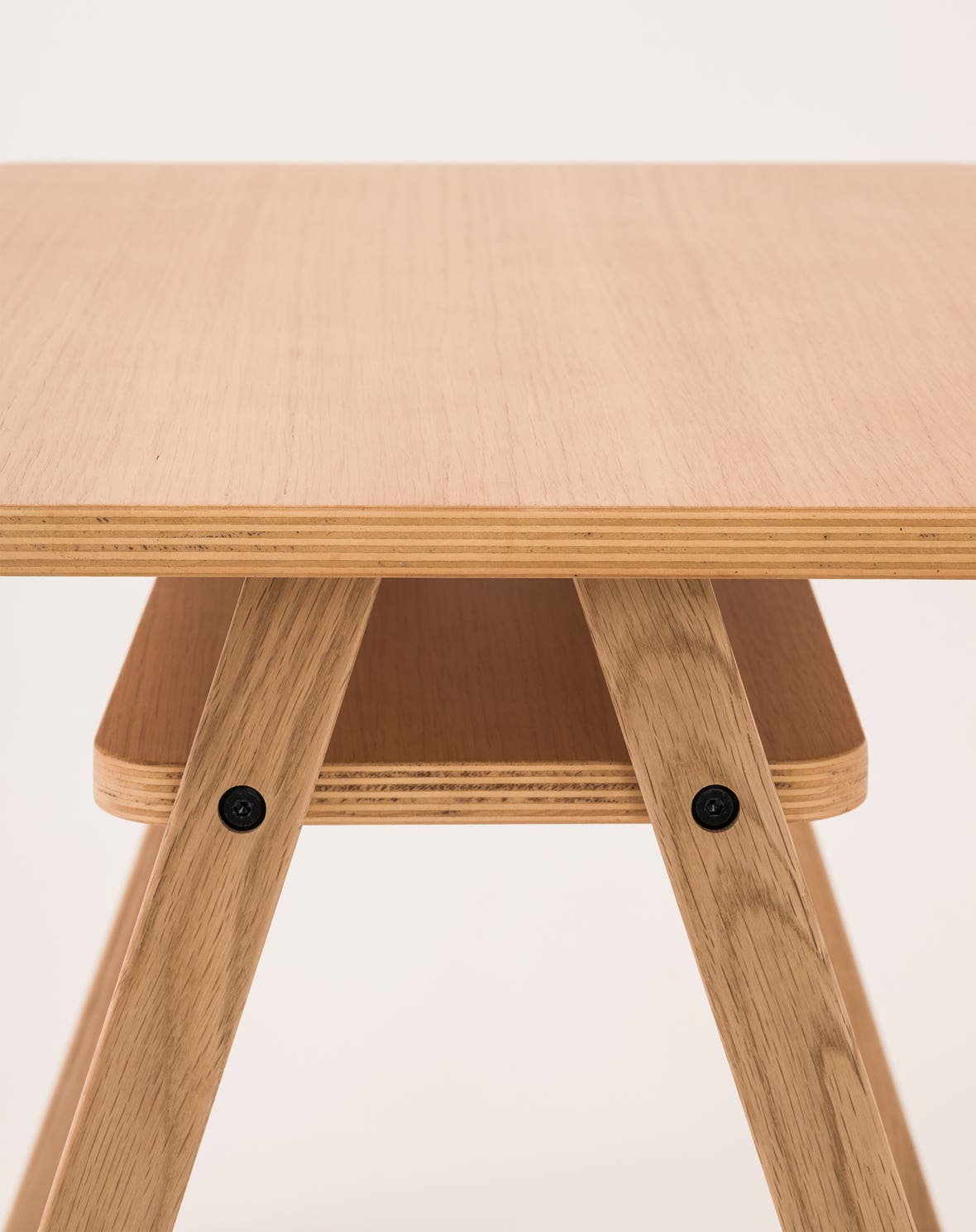 Growing Green kid table