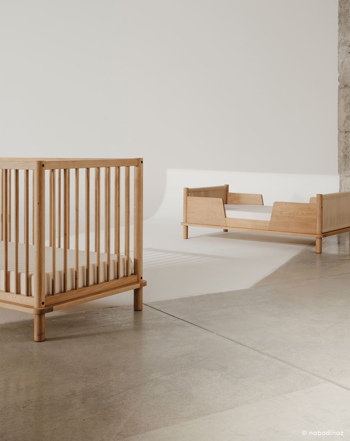 Latitude junior bed set in solid oak wood + 2 safety rails