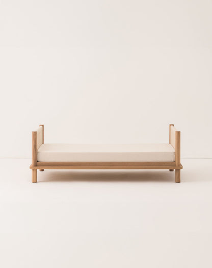 Latitude evolving crib + junior bed extension set - solid oak