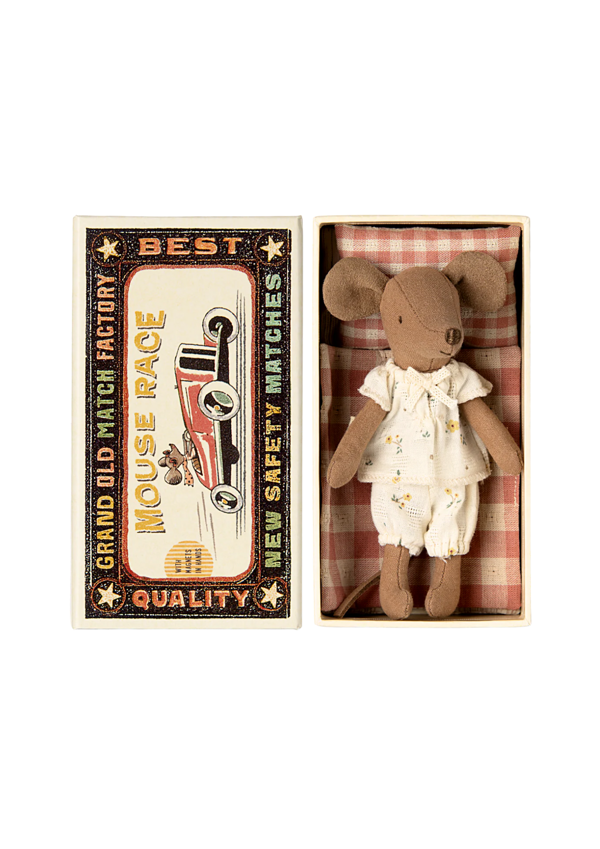 Big sister mouse in matchbox