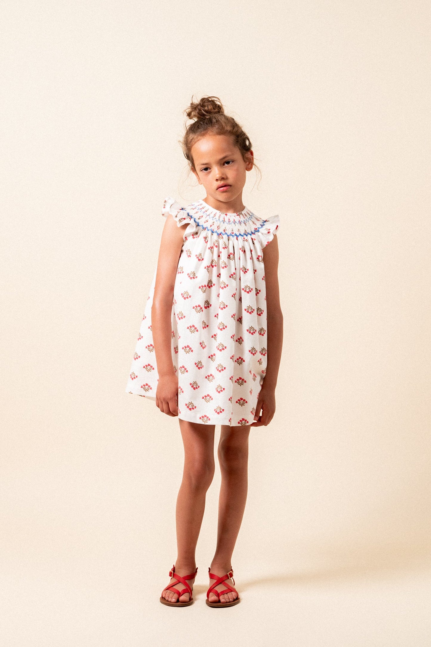 Vestido Monzón nido de abeja niña