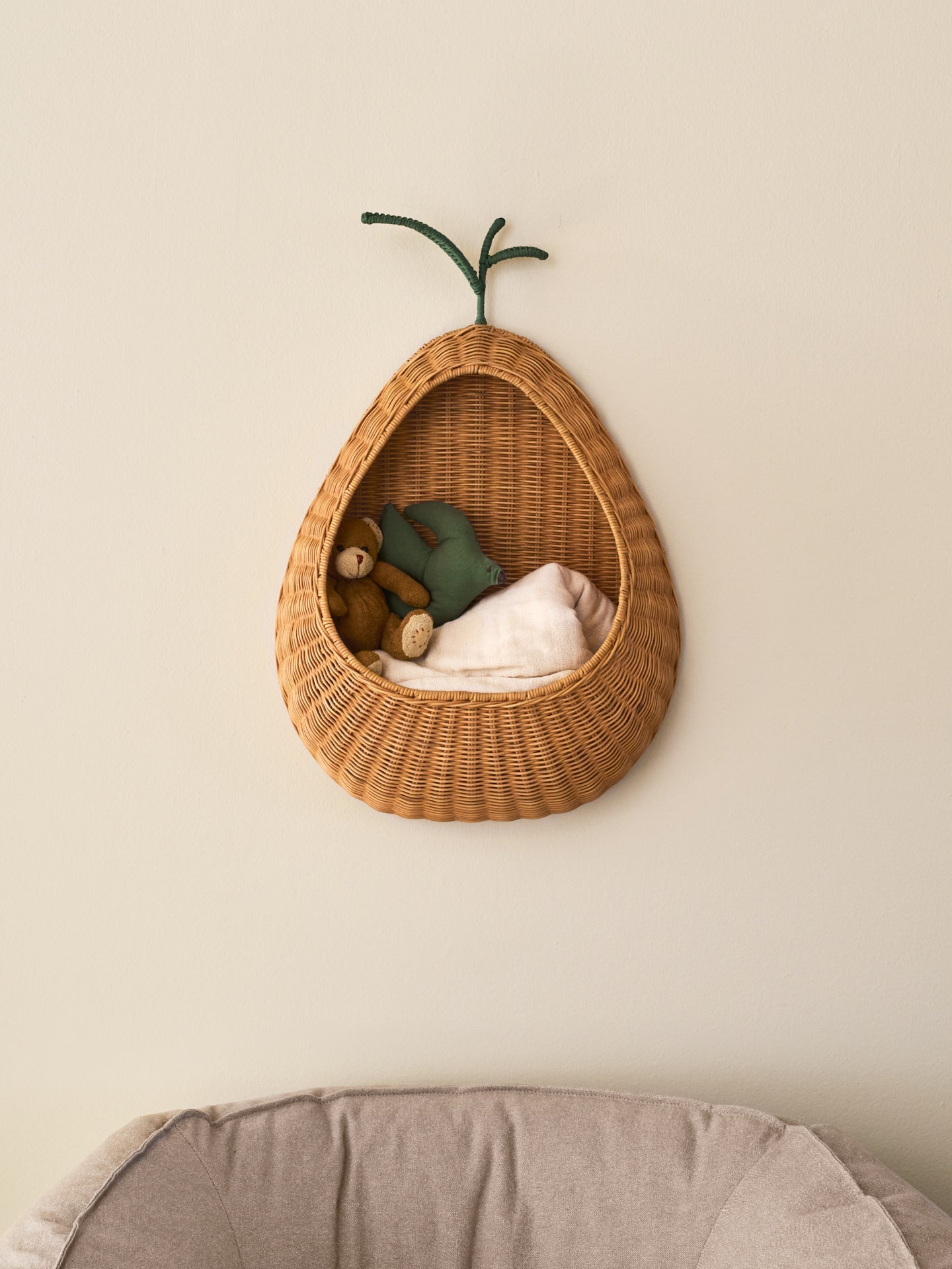 Pear Braided Wall Pocket - Natural