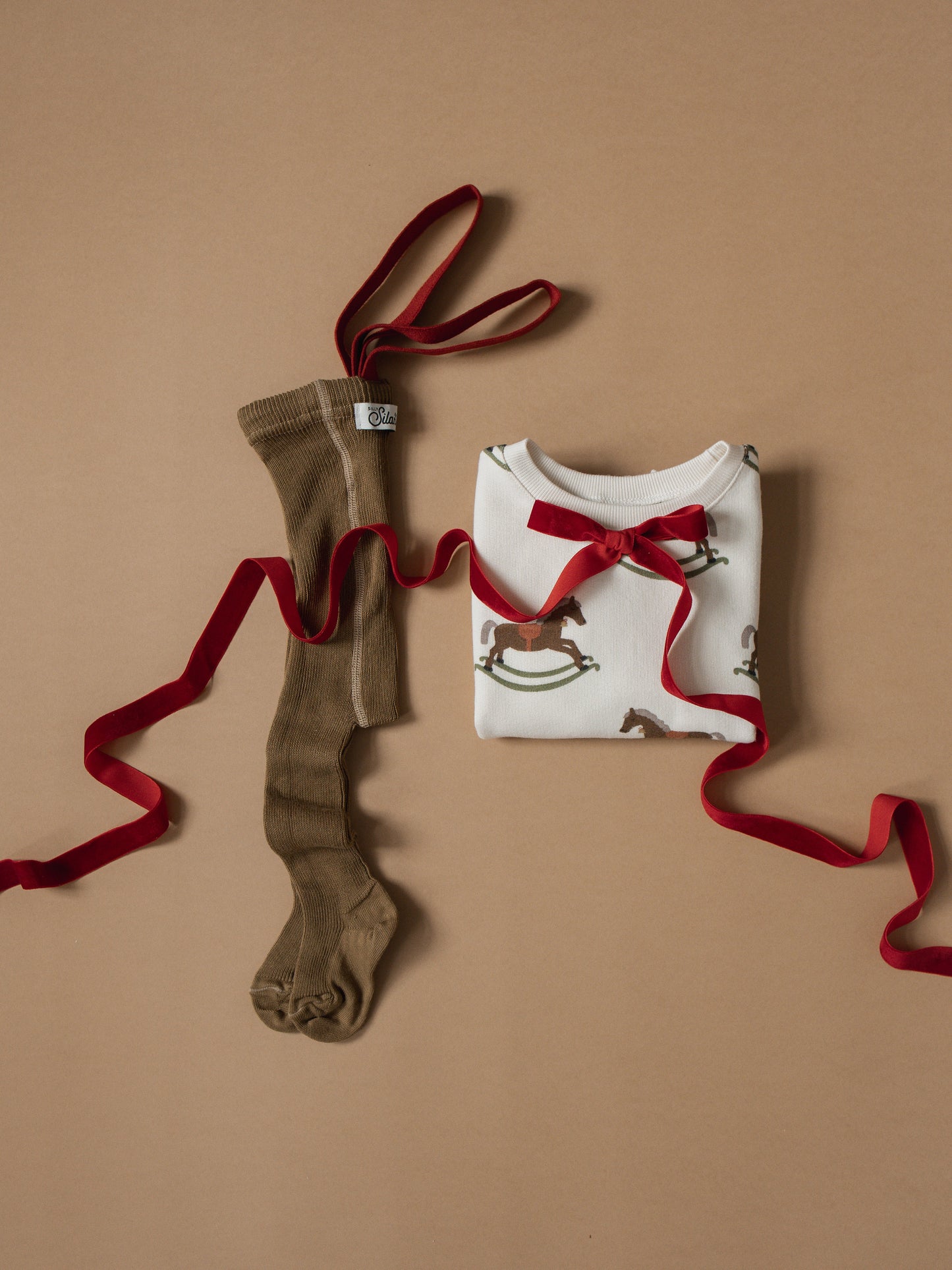 Silly Sillas Footed Tights Acorn Brown x Maple Leaf