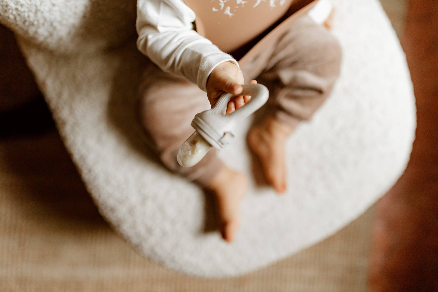 Zakuw nibble pacifier: Fall in love taupe