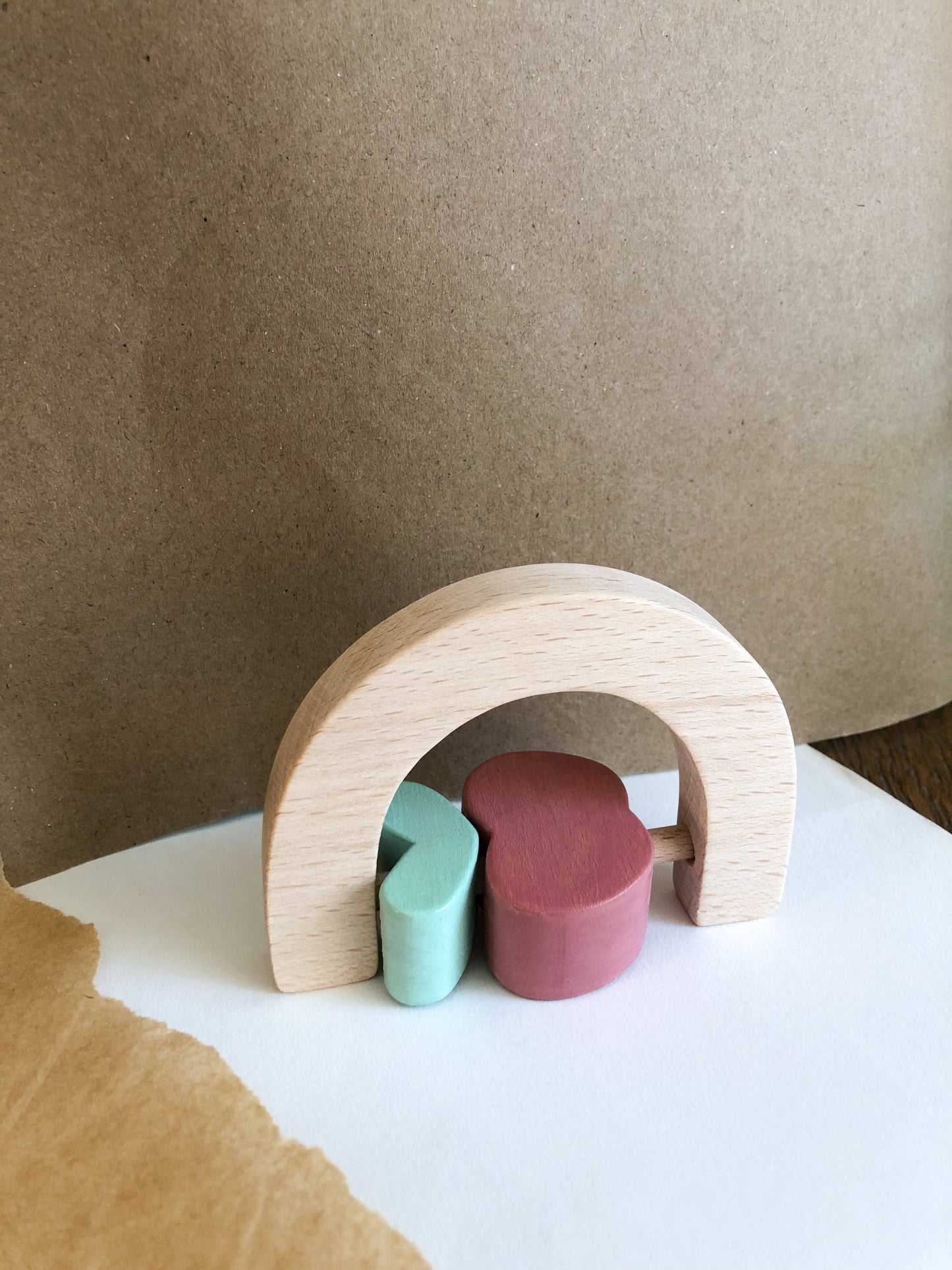 Apple fruit rattle