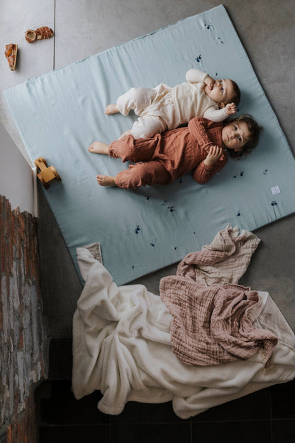 Linen play mat 123x115cm