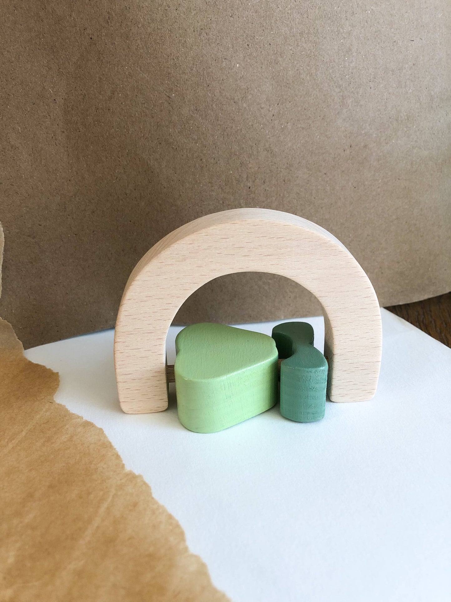 Pear fruit rattle