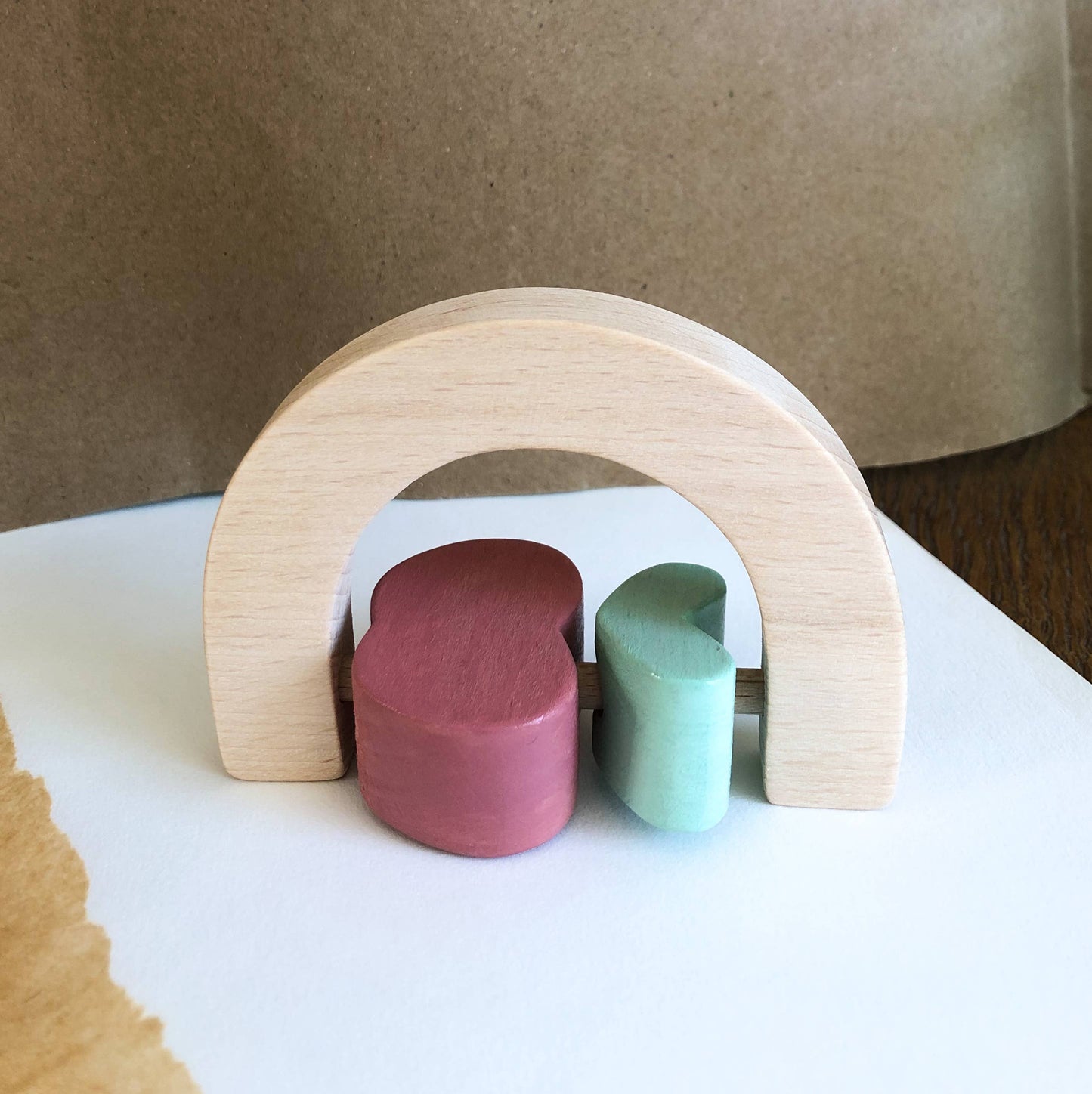 Apple fruit rattle