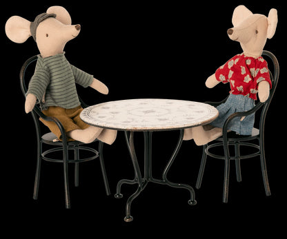 Dining table, Set with 2 chairs