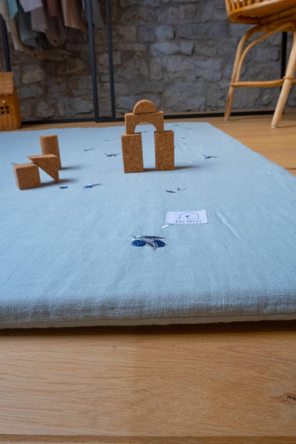 Linen play mat 123x115cm