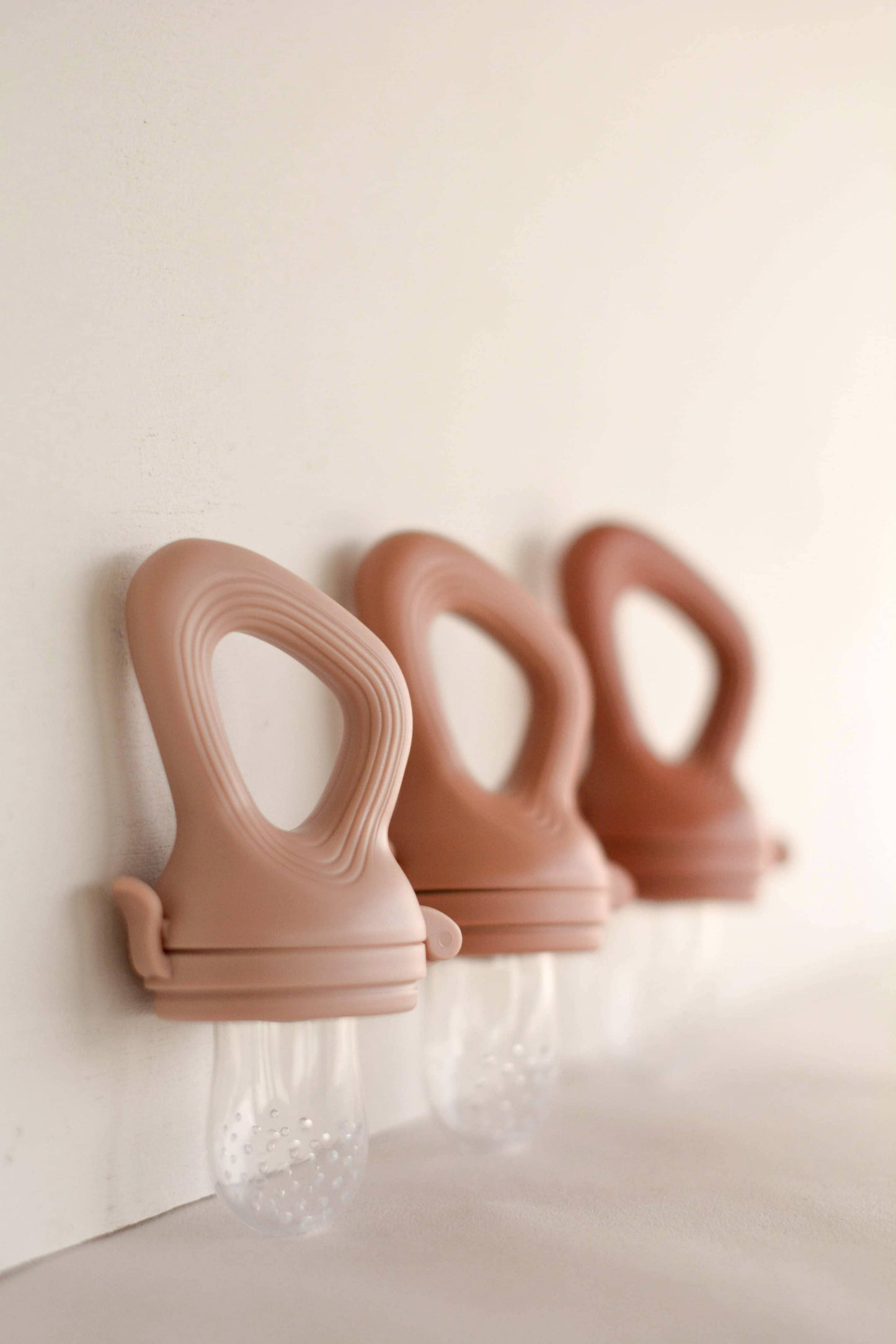 Zakuw nibble pacifier: Fall in love taupe