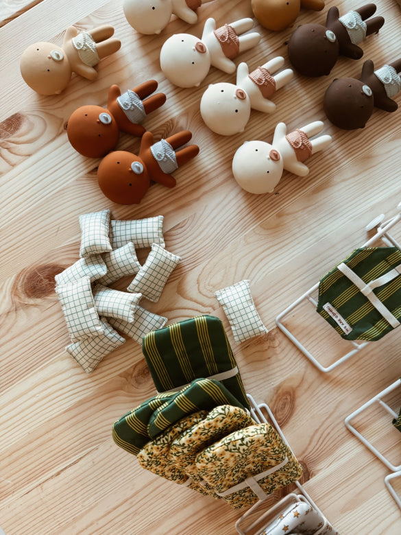 GOMMU POCKET STRIPED BOUNCING CHAIR