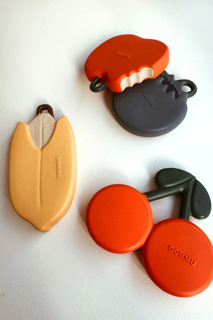 GOMMU CHERRIES TEETHER