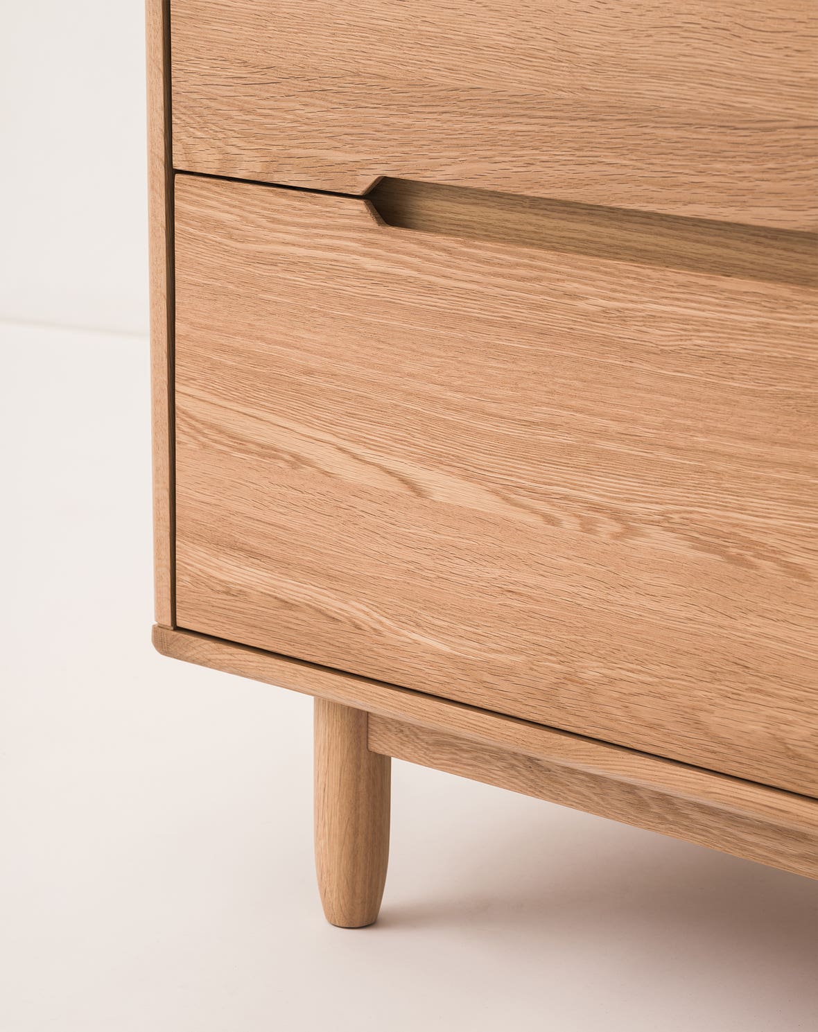 Pure oak wood dresser