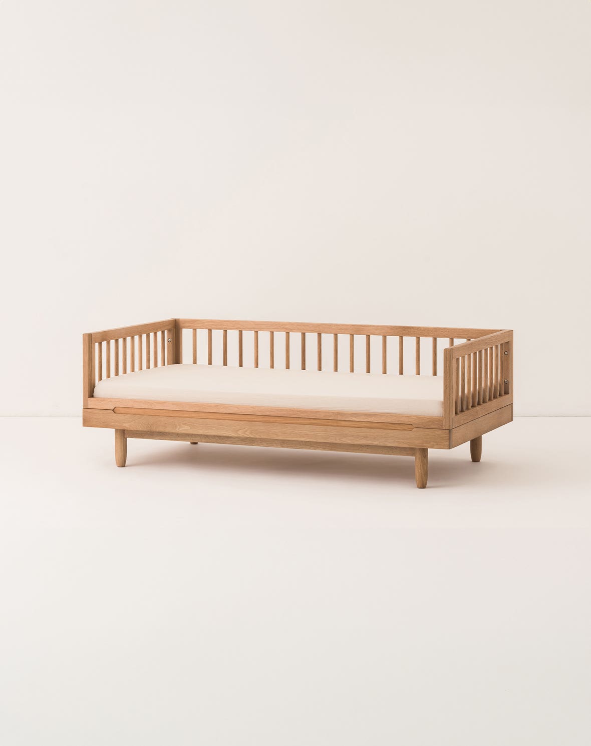 Pure oak wood evolving crib + evolving junior kit