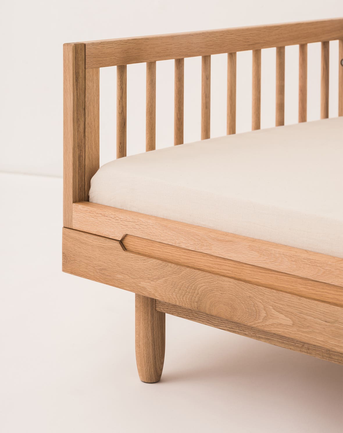 Pure oak wood evolving crib + evolving junior kit